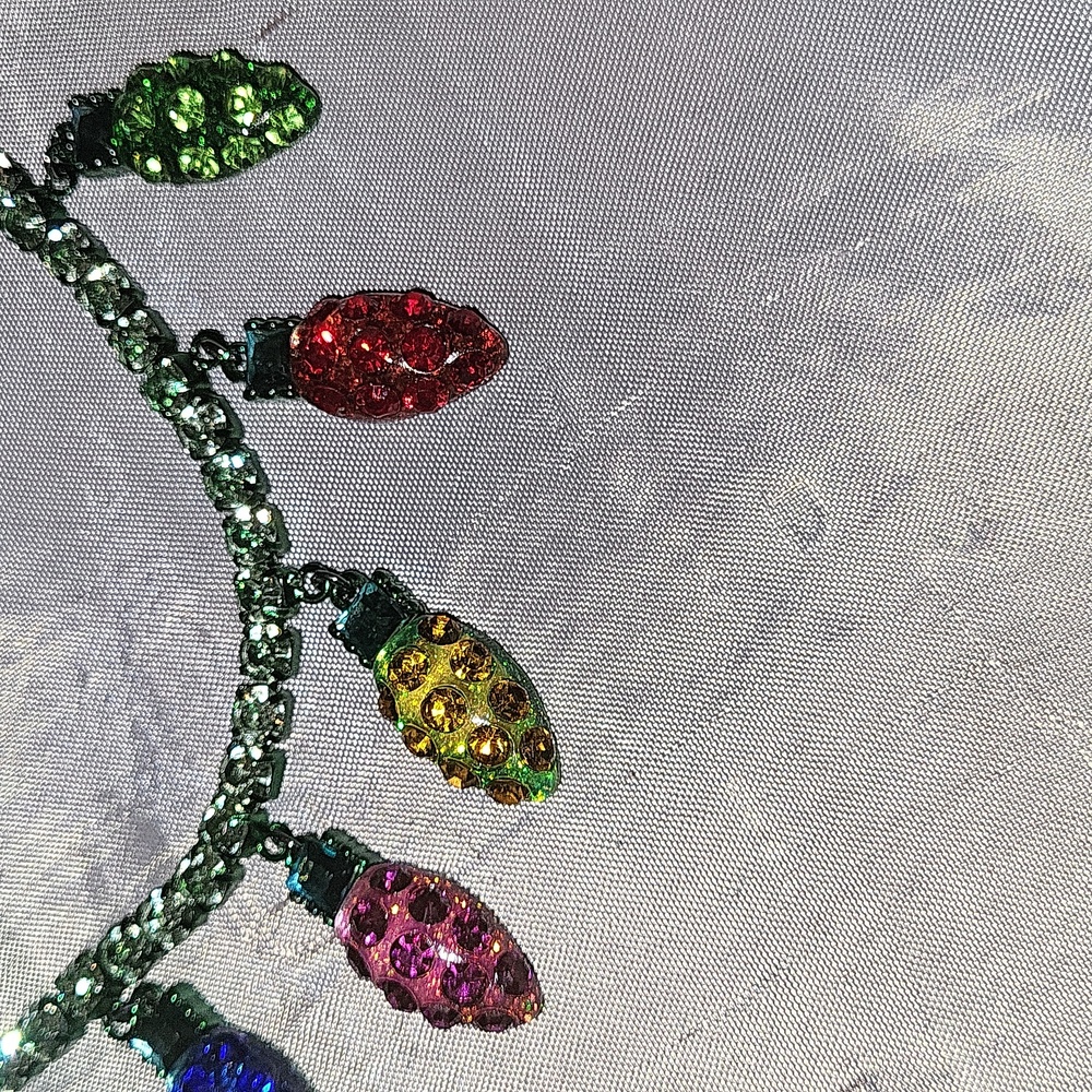 Betsey Johnson Christmas light bulbs - Picture 4 of 6